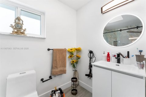 Casa en venta en Homestead, Florida, 5 dormitorios, 163.6 m2 № 2029204 - foto 18