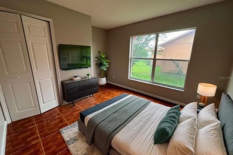 Casa en alquiler en Kissimmee, Florida, 4 dormitorios, 164.53 m2 № 1852556 - foto 10