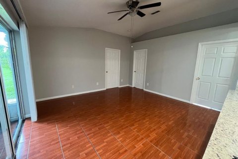 Casa en alquiler en Kissimmee, Florida, 4 dormitorios, 164.53 m2 № 1852556 - foto 19