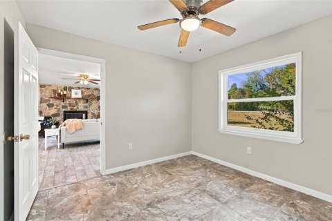 Villa ou maison à vendre à Brooksville, Floride: 5 chambres, 197.7 m2 № 2427434 - photo 13