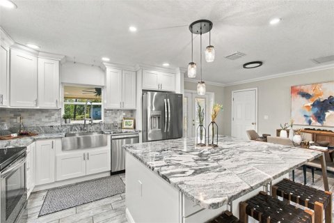 Villa ou maison à vendre à Brooksville, Floride: 5 chambres, 197.7 m2 № 2427434 - photo 4