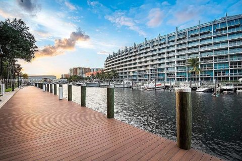 Снять в аренду кондоминиум в Авентура, Флорида 2 спальни, 122.07м2, № 1971727 - фото 12