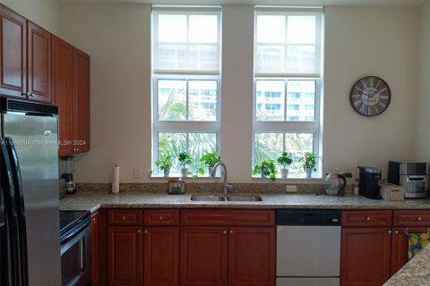 Снять в аренду кондоминиум в Авентура, Флорида 2 спальни, 122.07м2, № 1971727 - фото 3