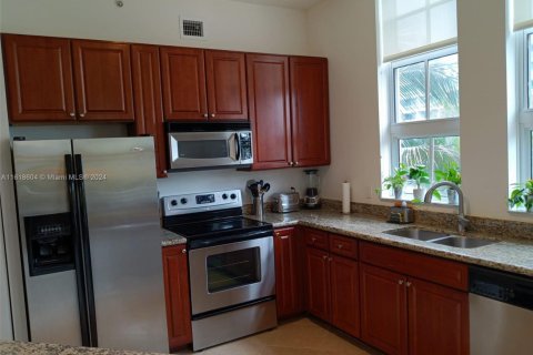 Снять в аренду кондоминиум в Авентура, Флорида 2 спальни, 122.07м2, № 1971727 - фото 4