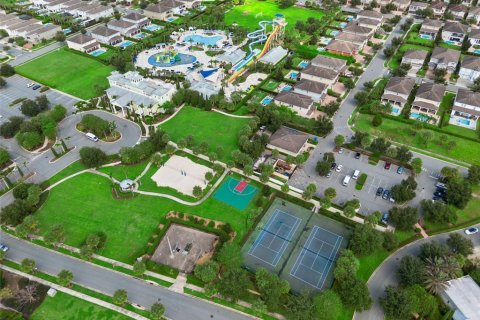 Villa ou maison à vendre à Kissimmee, Floride: 6 chambres, 308.16 m2 № 2399405 - photo 26