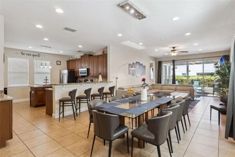 Villa ou maison à vendre à Kissimmee, Floride: 6 chambres, 308.16 m2 № 2399405 - photo 5
