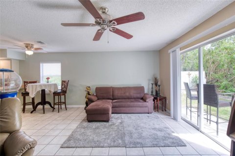 House in New Smyrna Beach, Florida 3 bedrooms, 149.39 sq.m. № 1765649 - photo 20