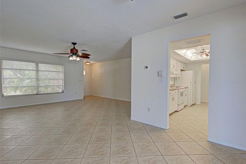 House in Venice, Florida 2 bedrooms, 119.66 sq.m. № 2217377 - photo 17