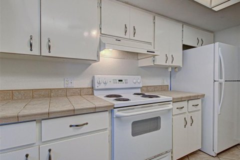 House in Venice, Florida 2 bedrooms, 119.66 sq.m. № 2217377 - photo 23
