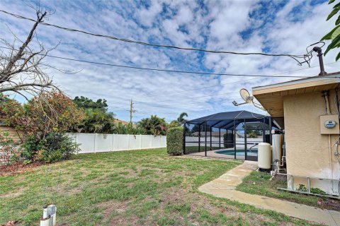 House in Venice, Florida 2 bedrooms, 119.66 sq.m. № 2217377 - photo 6