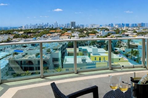 Condominio en alquiler en Miami Beach, Florida, 2 dormitorios, 127.28 m2 № 2033100 - foto 14