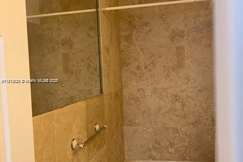 Copropriété à louer à Hallandale Beach, Floride: 2 chambres, 101.45 m2 № 2013470 - photo 9