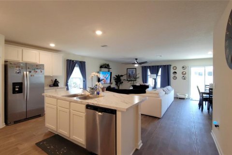 Casa en venta en Palm Coast, Florida, 4 dormitorios, 172.98 m2 № 2201609 - foto 6