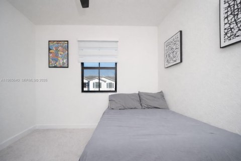 Adosado en venta en Homestead, Florida, 4 dormitorios, 169.73 m2 № 2027269 - foto 12