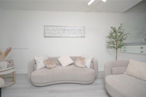 Adosado en venta en Homestead, Florida, 4 dormitorios, 169.73 m2 № 2027269 - foto 15