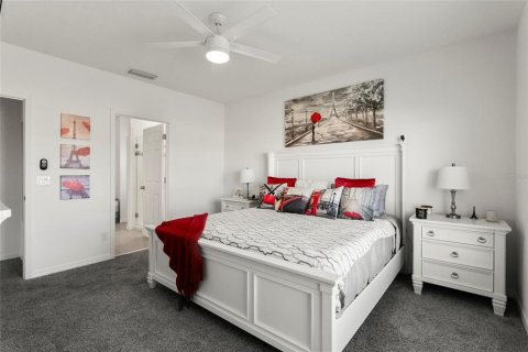 House in Groveland, Florida 4 bedrooms, 194.35 sq.m. № 1574438 - photo 9