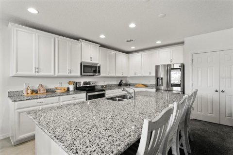 House in Groveland, Florida 4 bedrooms, 194.35 sq.m. № 1574438 - photo 7