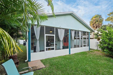 Casa en venta en Saint Petersburg, Florida, 3 dormitorios, 114.55 m2 № 1903163 - foto 22