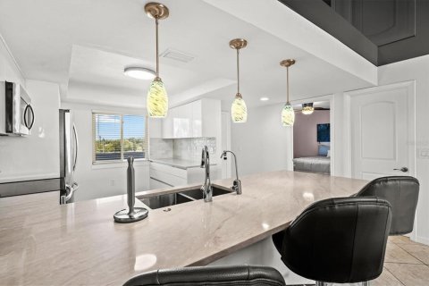 Copropriété à louer à Bradenton, Floride: 3 chambres, 184.69 m2 № 2157643 - photo 7