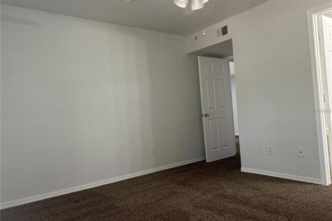 Condominio en alquiler en Orlando, Florida, 2 dormitorios, 115.94 m2 № 2284792 - foto 18