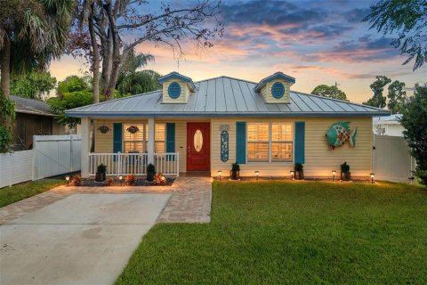 Casa en New Port Richey, Florida 2 dormitorios, 126.44 m2 № 2387360