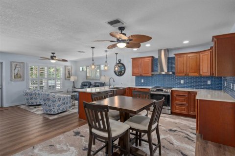 Casa en venta en New Port Richey, Florida, 2 dormitorios, 126.44 m2 № 2387360 - foto 15