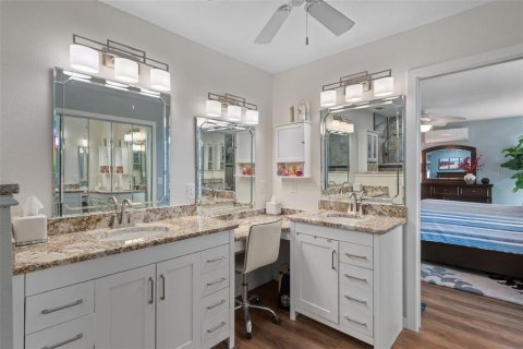 Casa en venta en New Port Richey, Florida, 2 dormitorios, 126.44 m2 № 2387360 - foto 29