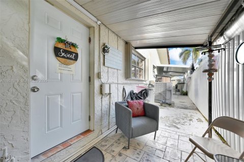 Купить виллу или дом в Майами, Флорида 6 спален, 176.7м2, № 2039435 - фото 21