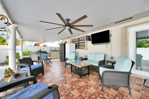 Купить виллу или дом в Майами, Флорида 6 спален, 176.7м2, № 2039435 - фото 25