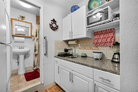 Купить виллу или дом в Майами, Флорида 6 спален, 176.7м2, № 2039435 - фото 22