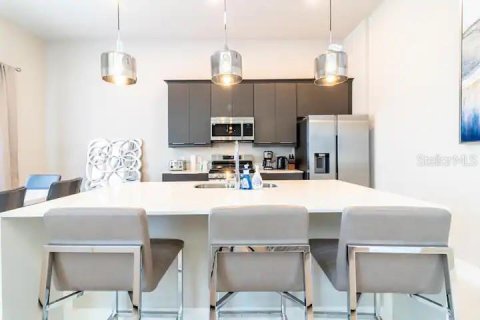 Condominio en alquiler en Kissimmee, Florida, 5 dormitorios, 244.33 m2 № 2102861 - foto 14