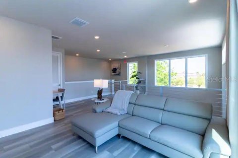 Condominio en alquiler en Kissimmee, Florida, 5 dormitorios, 244.33 m2 № 2102861 - foto 27
