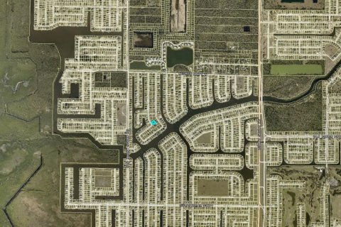 Land in Cape Coral, Florida № 2381307 - photo 5
