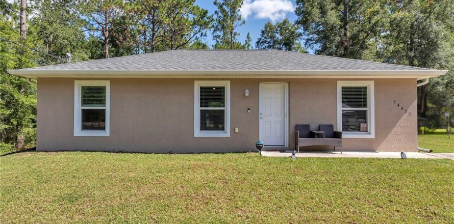 House in Ocala, Florida 3 bedrooms, 95.88 sq.m. № 1882928