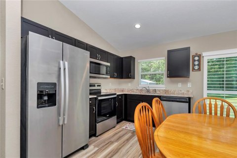 House in Ocala, Florida 3 bedrooms, 95.88 sq.m. № 1882928 - photo 8