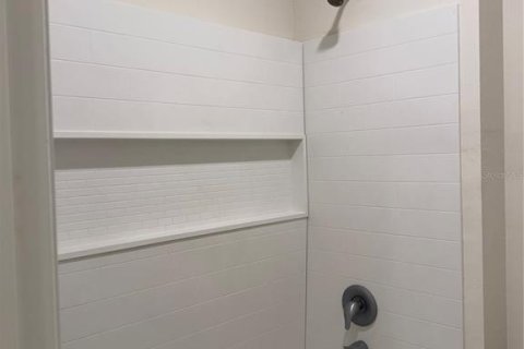 Casa en alquiler en Davenport, Florida, 5 dormitorios, 242.66 m2 № 1647603 - foto 19