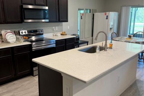 Casa en alquiler en Davenport, Florida, 5 dormitorios, 242.66 m2 № 1647603 - foto 3