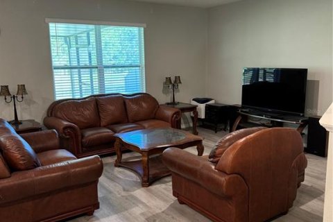 Casa en alquiler en Davenport, Florida, 5 dormitorios, 242.66 m2 № 1647603 - foto 2