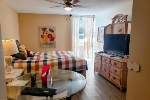 Copropriété à louer à Aventura, Floride: 2 chambres, 92.34 m2 № 1966665 - photo 11