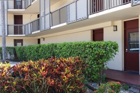 Copropriété à louer à Aventura, Floride: 2 chambres, 92.34 m2 № 1966665 - photo 27