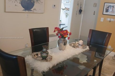 Copropriété à louer à Aventura, Floride: 2 chambres, 92.34 m2 № 1966665 - photo 7