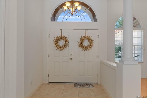 House in Inverness, Florida 4 bedrooms, 330.45 sq.m. № 2108258 - photo 8