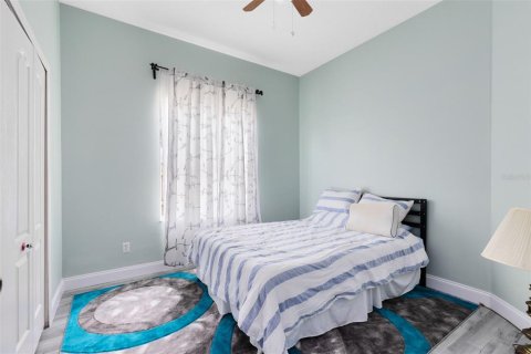 House in Orlando, Florida 5 bedrooms, 227.61 sq.m. № 1755250 - photo 14