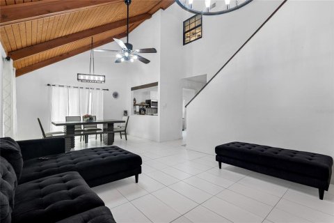 Townhouse in Sanford, Florida 3 bedrooms, 142.42 sq.m. № 1915559 - photo 8