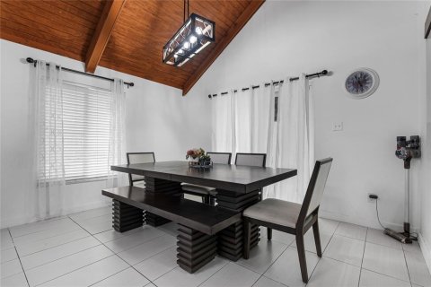 Townhouse in Sanford, Florida 3 bedrooms, 142.42 sq.m. № 1915559 - photo 9