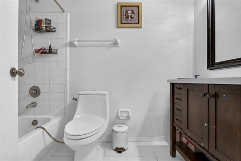 Townhouse in Sanford, Florida 3 bedrooms, 142.42 sq.m. № 1915559 - photo 21