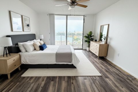 Copropriété à vendre à Miami, Floride: 1 chambre, 79.99 m2 № 1965758 - photo 14