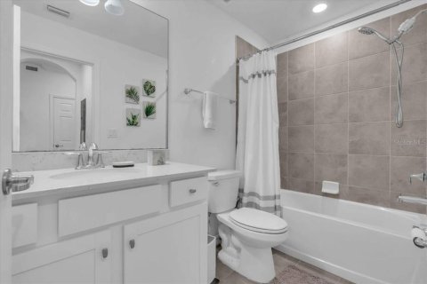 Condo in Bradenton, Florida, 2 bedrooms  № 1624997 - photo 12