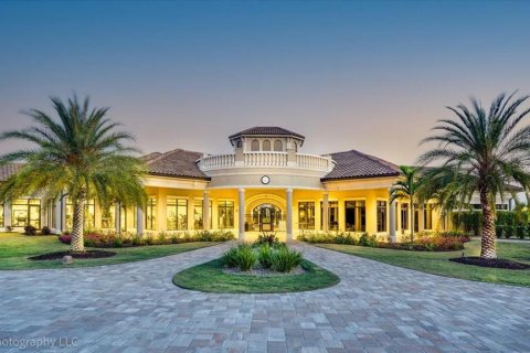 Condo in Bradenton, Florida, 2 bedrooms  № 1624997 - photo 29