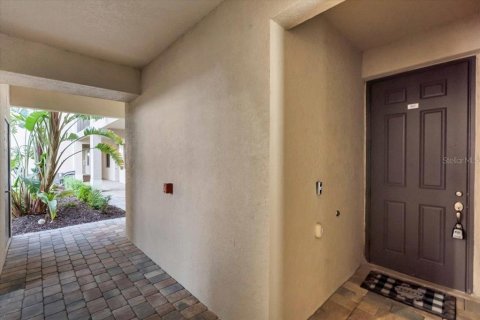 Condo in Bradenton, Florida, 2 bedrooms  № 1624997 - photo 28